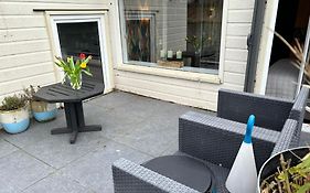 Luxury Studio On Robs Houseboat Special For Couples